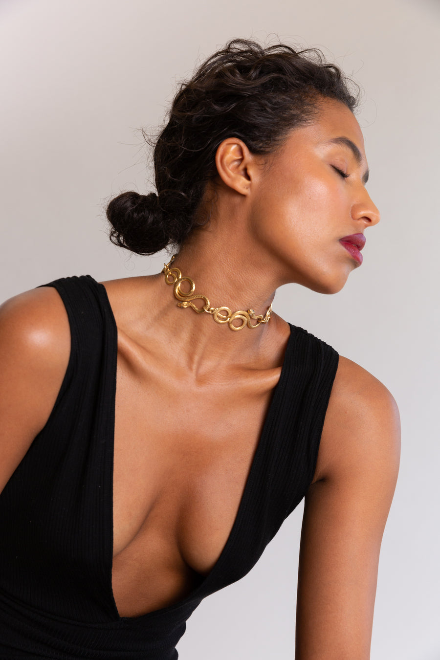 The Ouroboros Collar